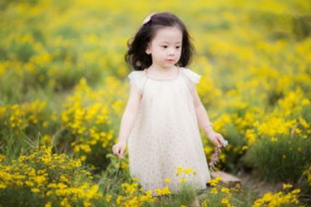 带艾字名字